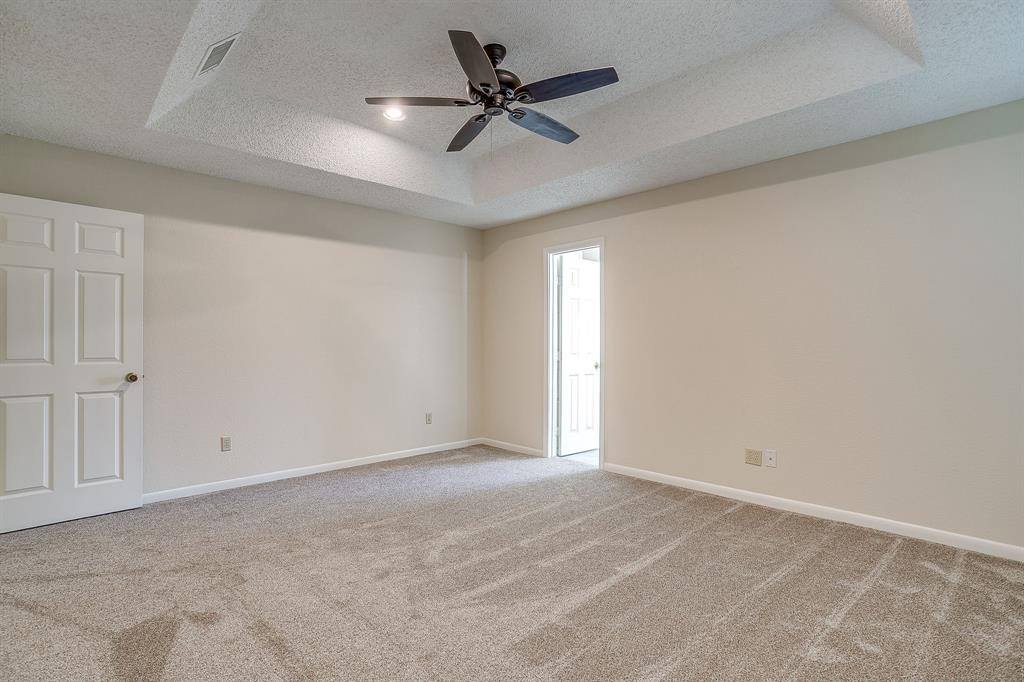 8613 Silver Creek Road, White Settlement, TX 76108