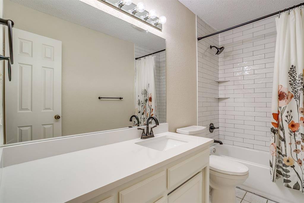 8613 Silver Creek Road, White Settlement, TX 76108