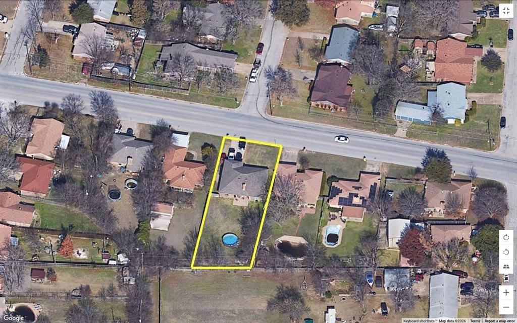8613 Silver Creek Road, White Settlement, TX 76108