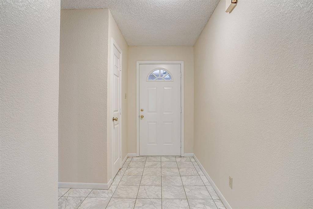 8613 Silver Creek Road, White Settlement, TX 76108