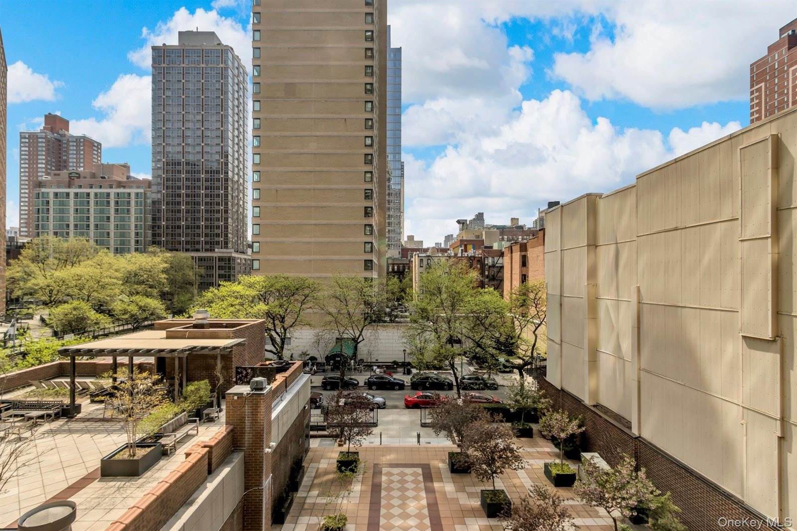 345 East 93rd Street, #4F, New York (Manhattan), NY 10128
