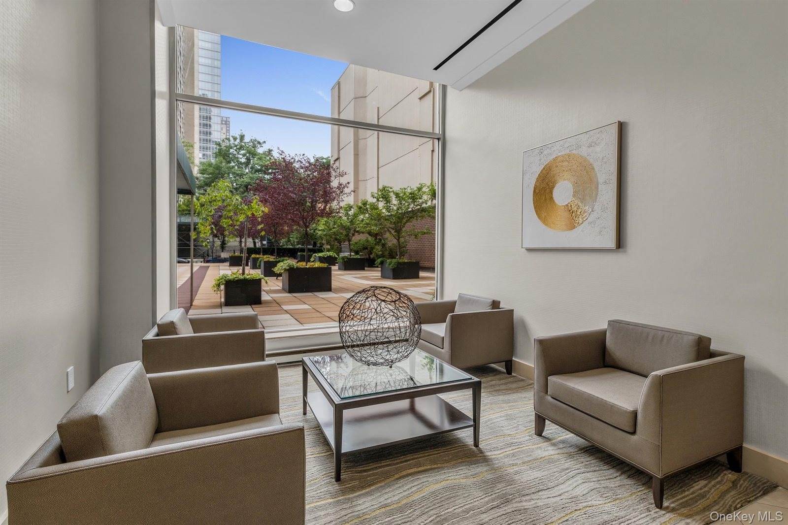 345 East 93rd Street, #4F, New York (Manhattan), NY 10128