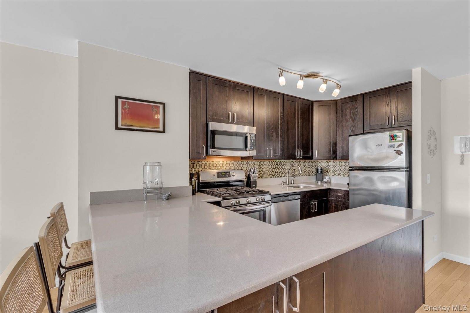 345 East 93rd Street, #4F, New York (Manhattan), NY 10128
