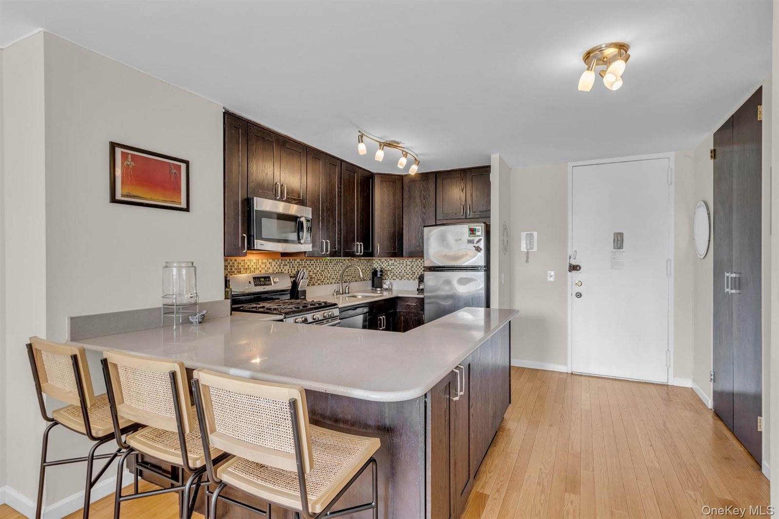 345 East 93rd Street, #4F, New York (Manhattan), NY 10128