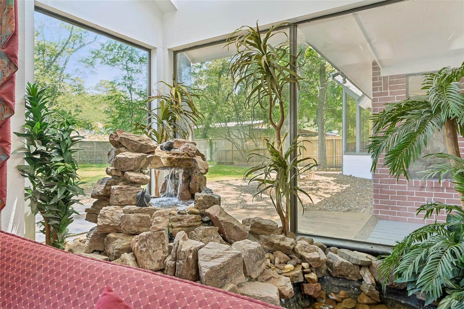 1211 Golden Bear Lane, Kingwood, TX 77339