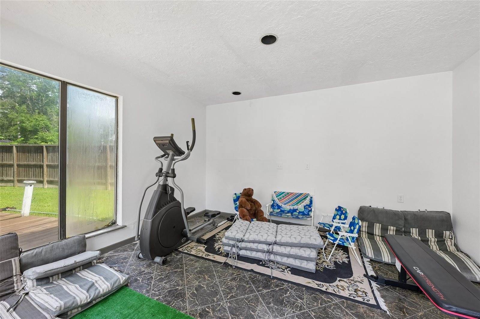 1211 Golden Bear Lane, Kingwood, TX 77339