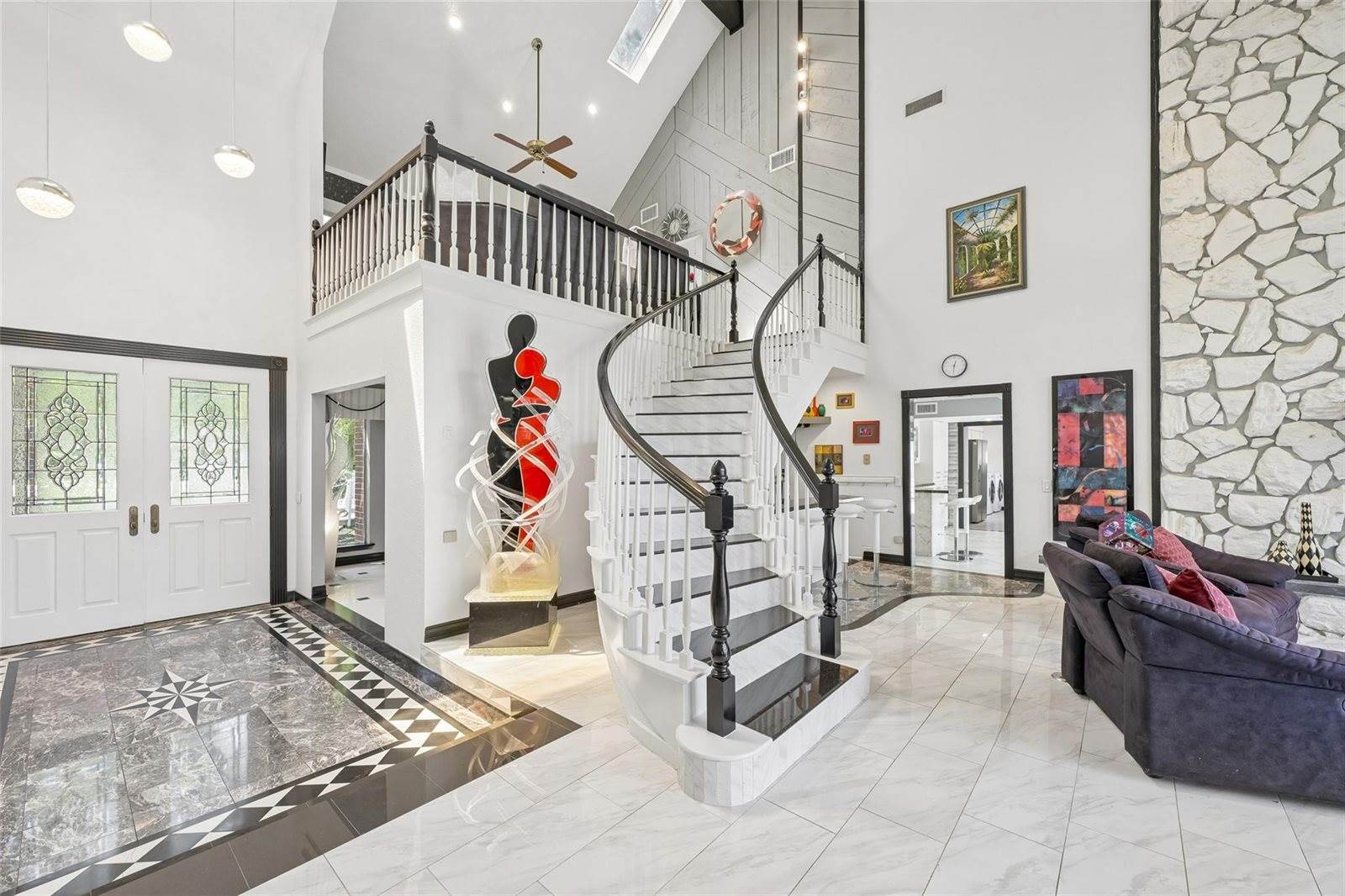 1211 Golden Bear Lane, Kingwood, TX 77339