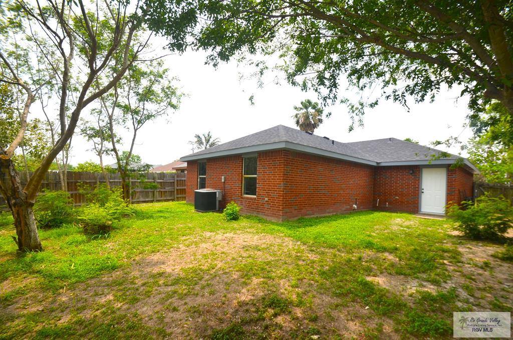 1704 El Astro St, Brownsville, TX 78520