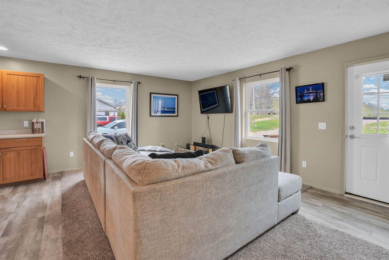 7687 Stone School Road, Houghton Lake, MI 48629