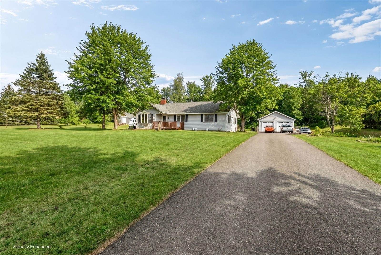272 Enfield Road, Lincoln, ME 04457