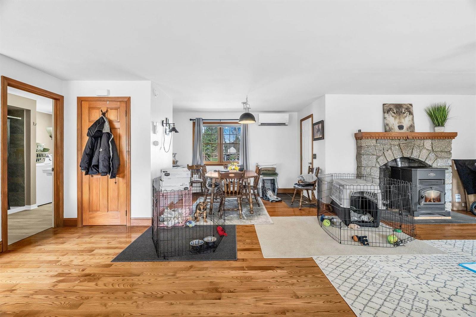 272 Enfield Road, Lincoln, ME 04457