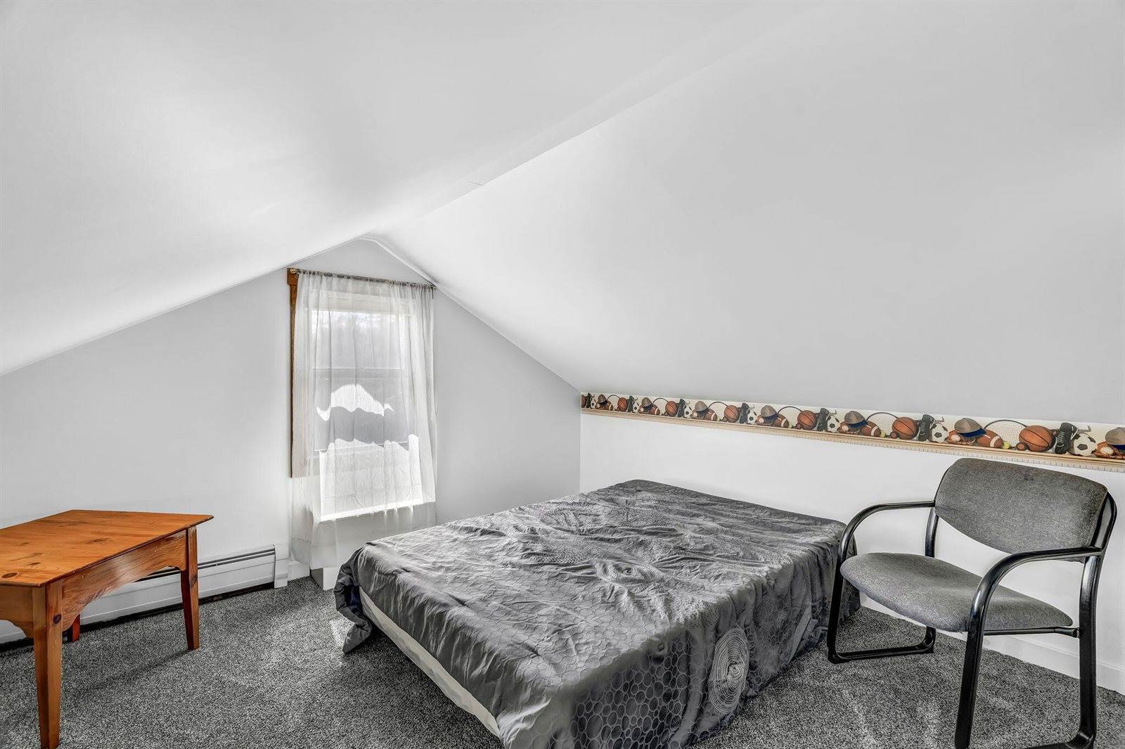272 Enfield Road, Lincoln, ME 04457