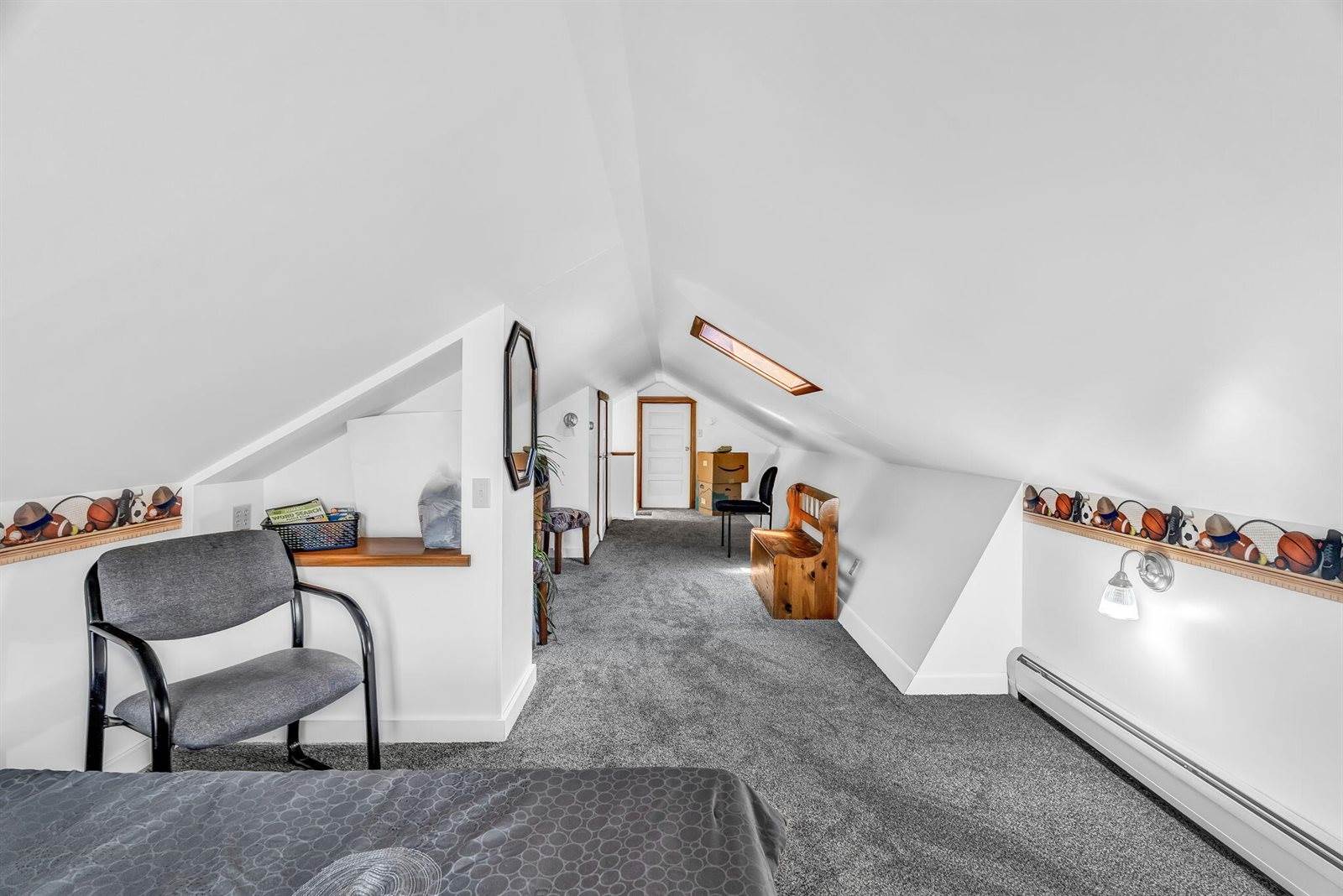 272 Enfield Road, Lincoln, ME 04457