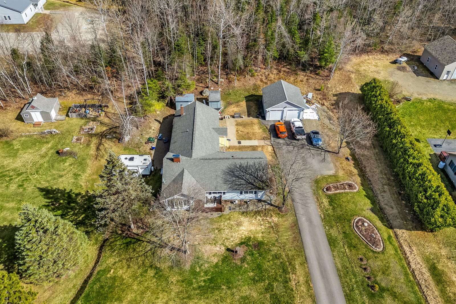 272 Enfield Road, Lincoln, ME 04457