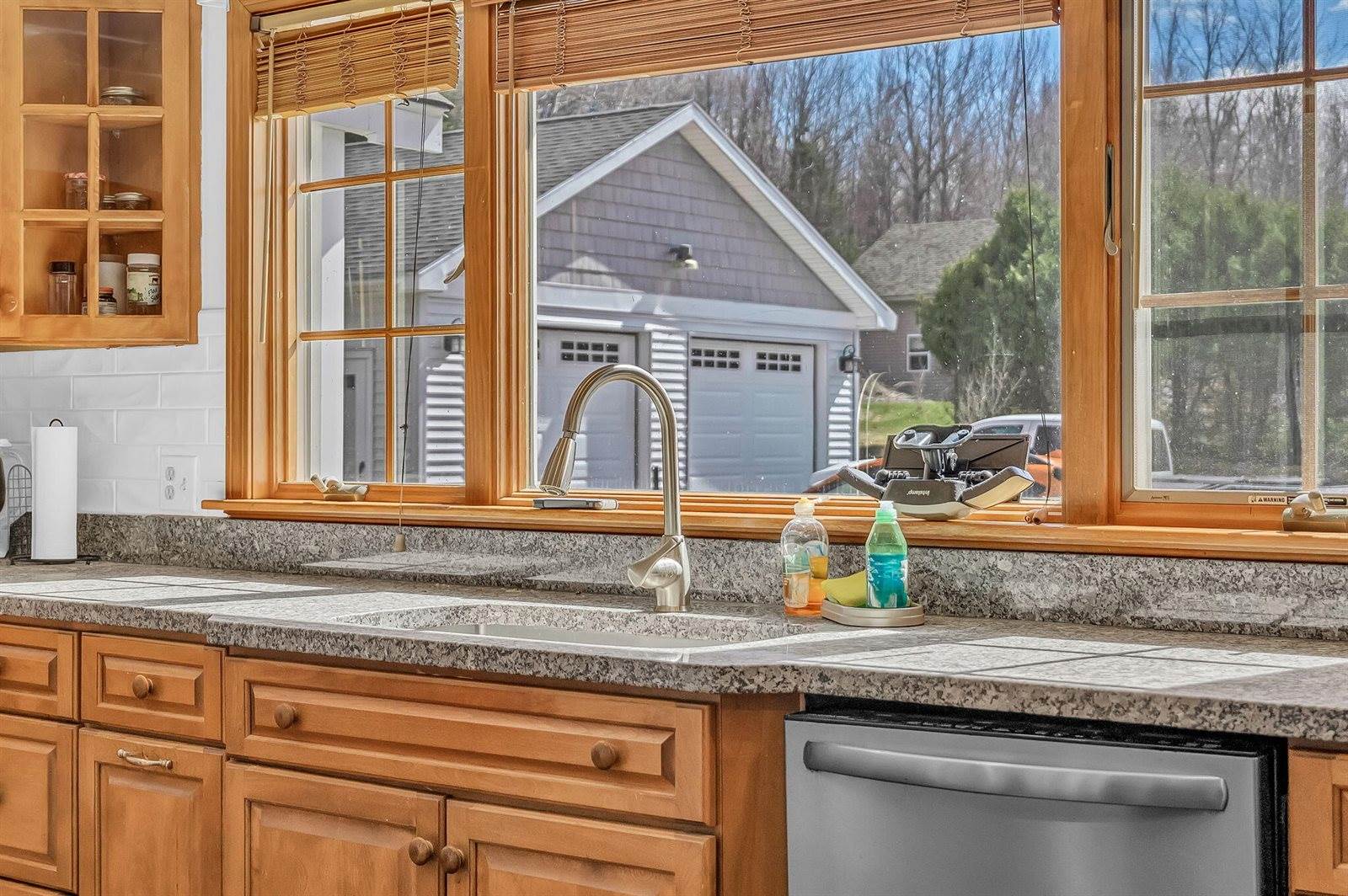 272 Enfield Road, Lincoln, ME 04457
