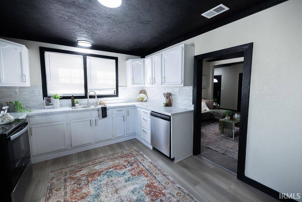 108 N Summit Street, Summitville, IN 46070