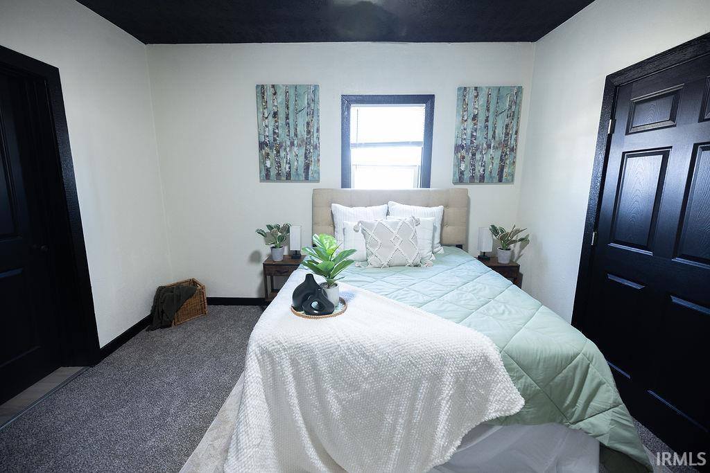 108 N Summit Street, Summitville, IN 46070