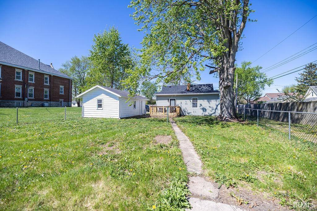 108 N Summit Street, Summitville, IN 46070