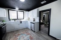 108 N Summit Street, Summitville, IN 46070