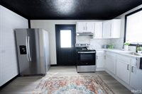 108 N Summit Street, Summitville, IN 46070