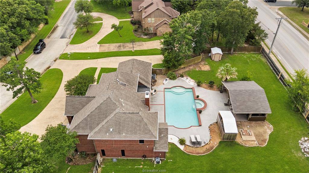 1005 Carmel Place, College Station, TX 77845
