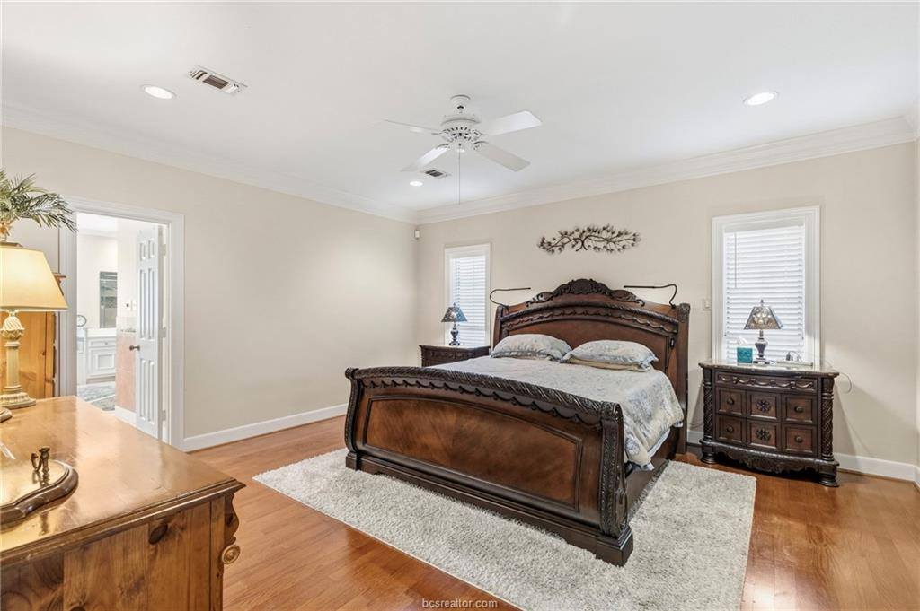 1005 Carmel Place, College Station, TX 77845