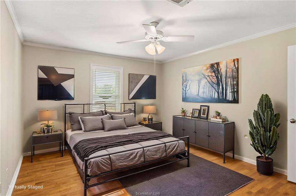 1005 Carmel Place, College Station, TX 77845