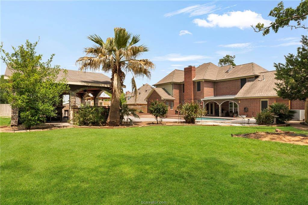 1005 Carmel Place, College Station, TX 77845