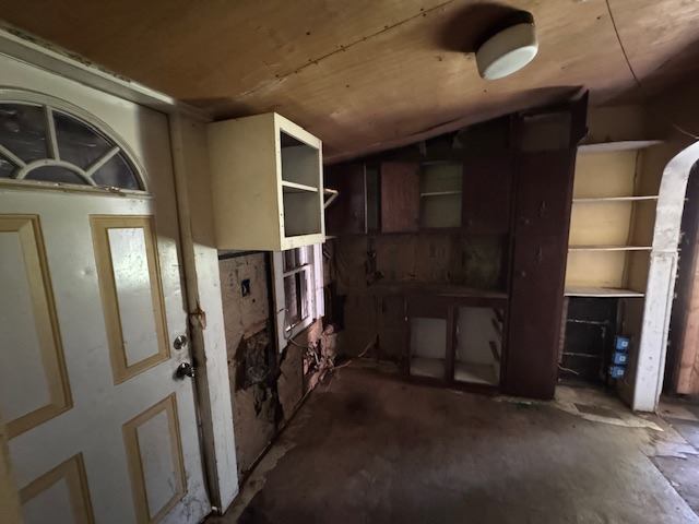 1823 n 23rd, Terre Haute, IN 47804