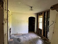 1823 n 23rd, Terre Haute, IN 47804