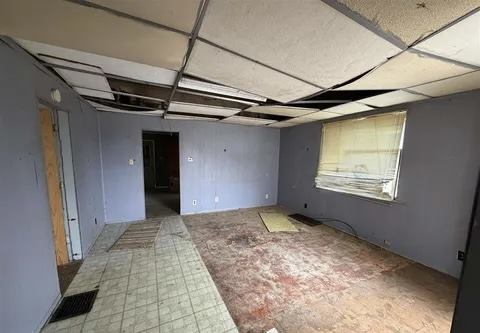 601 N 13 1/2 St, Terre Haute, IN 47804