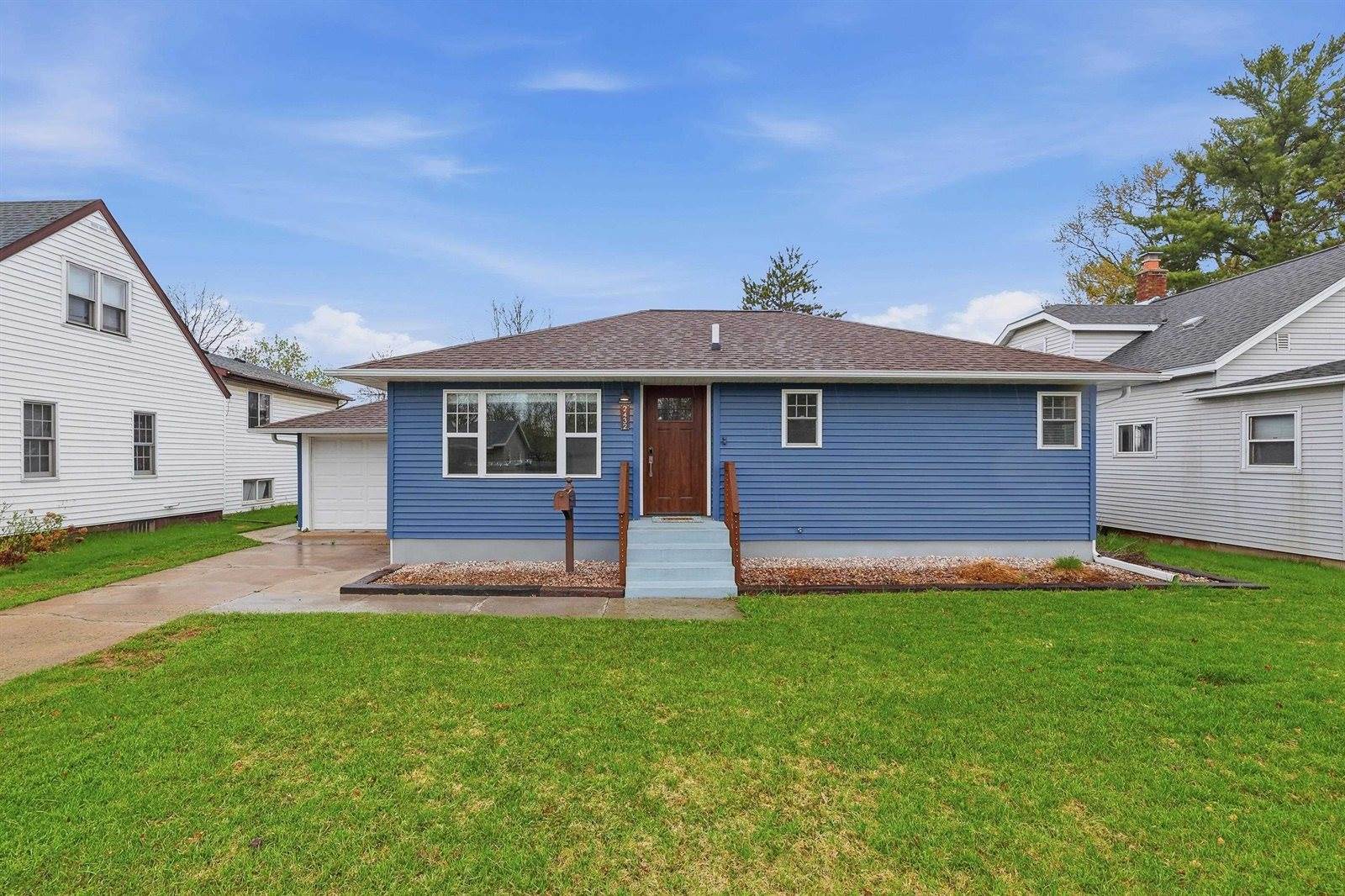 2432 Stanley Street, Stevens Point, WI 54481