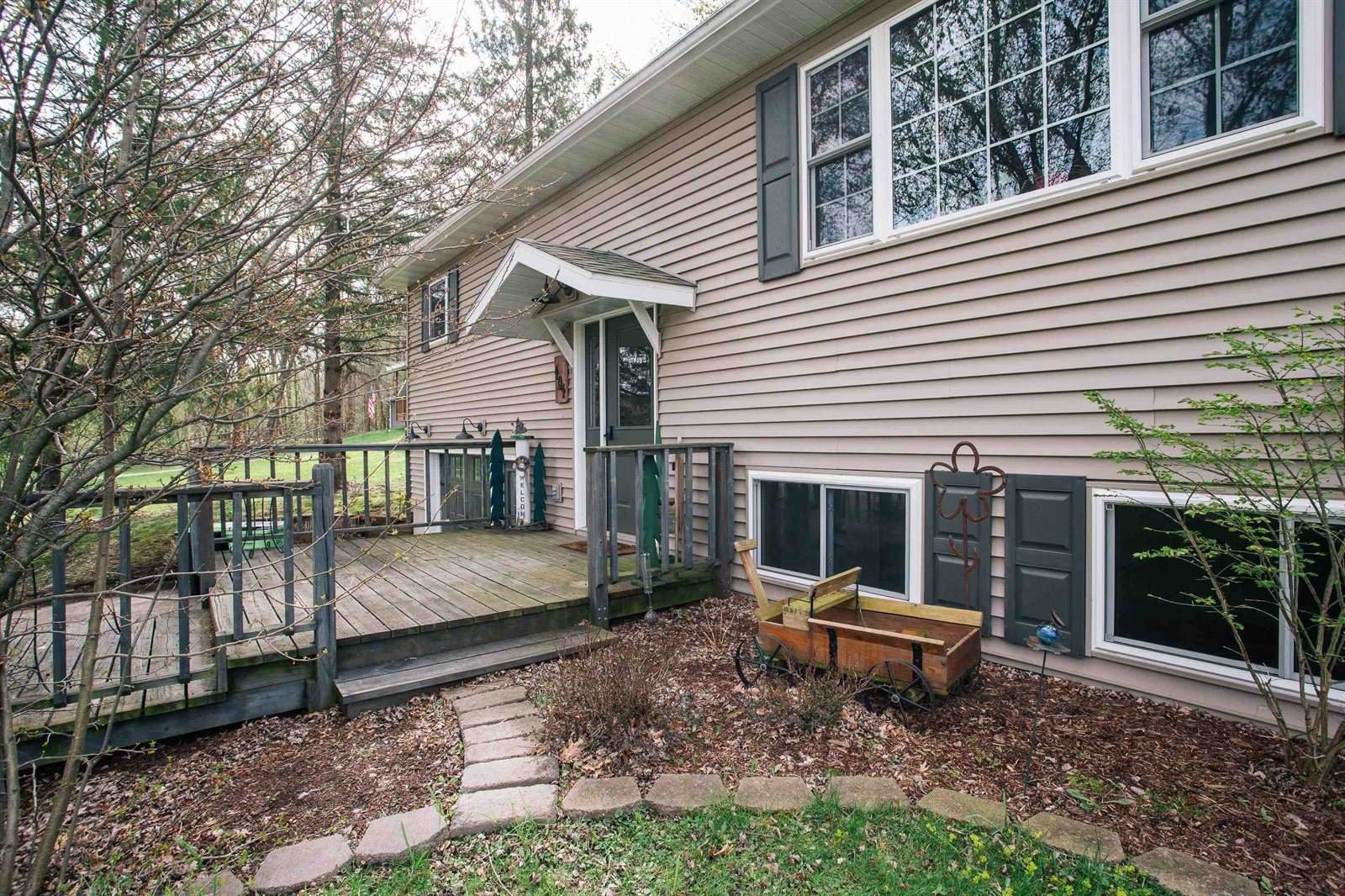 404 E 2nd Street, Neillsville, WI 54456