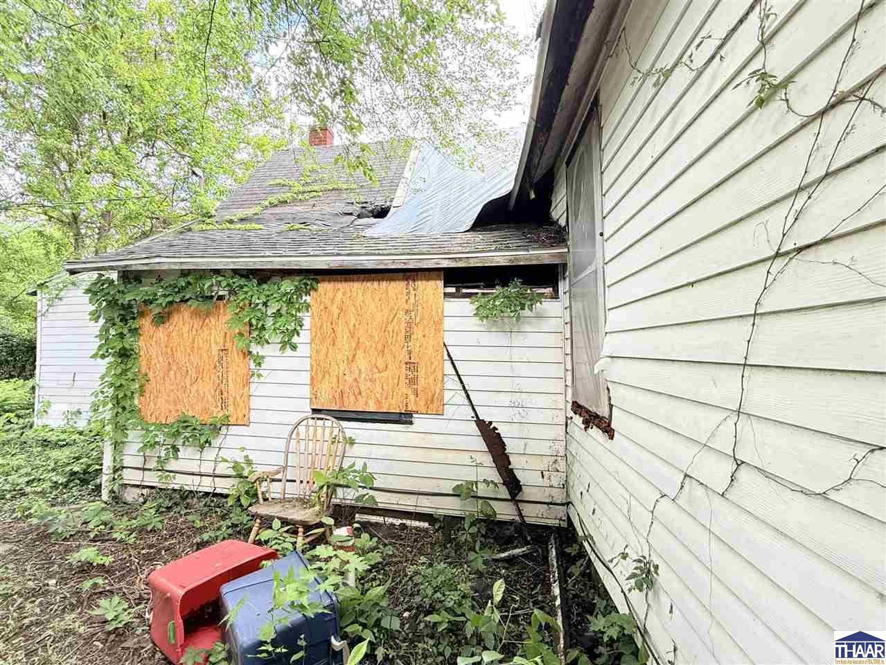 1907 Woodlawn, Terre Haute, IN 47804