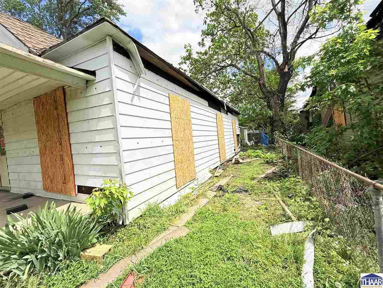 1907 Woodlawn, Terre Haute, IN 47804