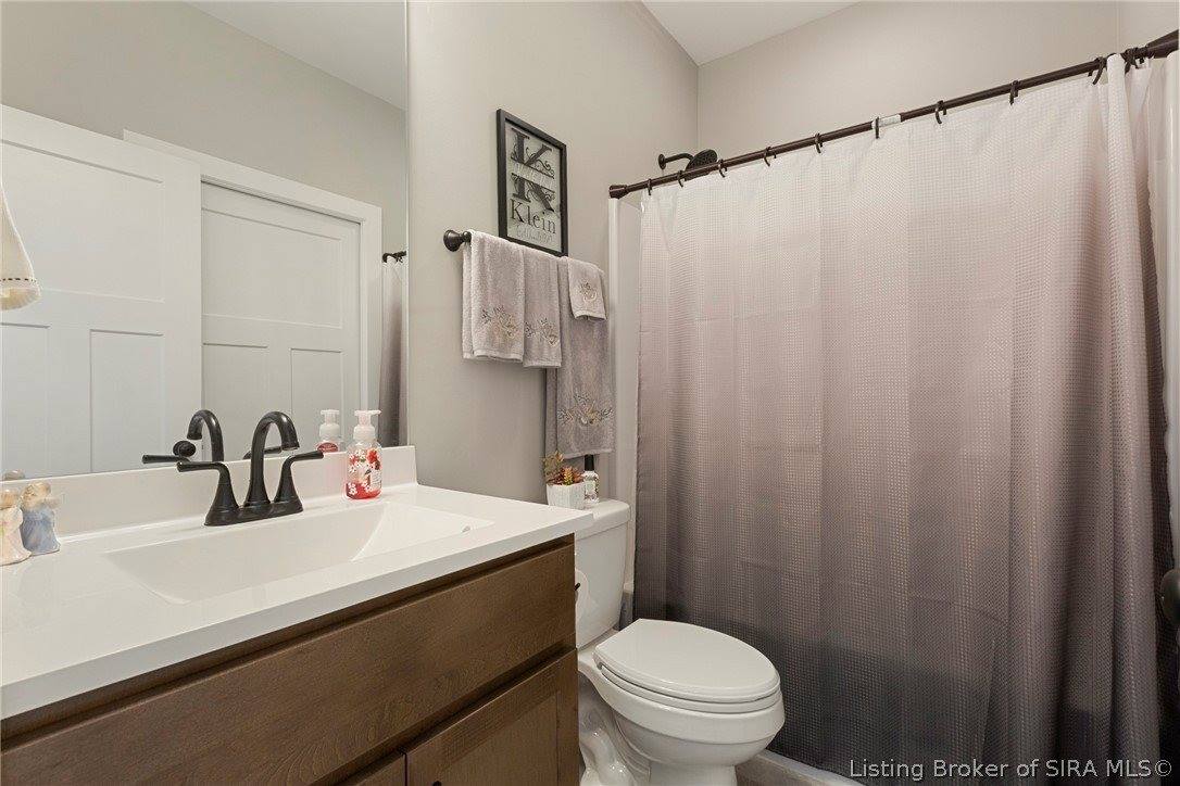 3409 Elaine Avenue, Jeffersonville, IN 47130