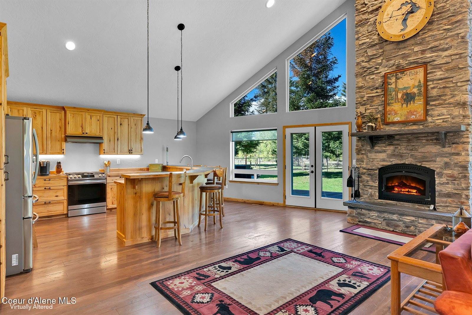 386 Ursa Ln, Priest River, ID 83856