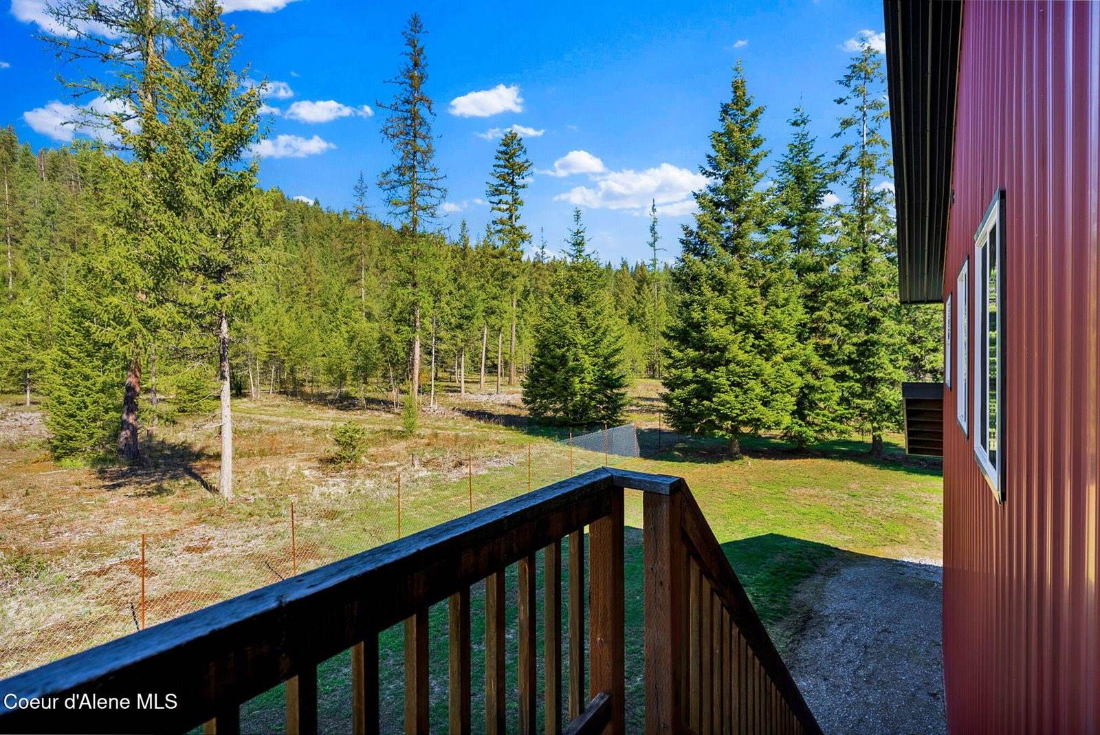 386 Ursa Ln, Priest River, ID 83856