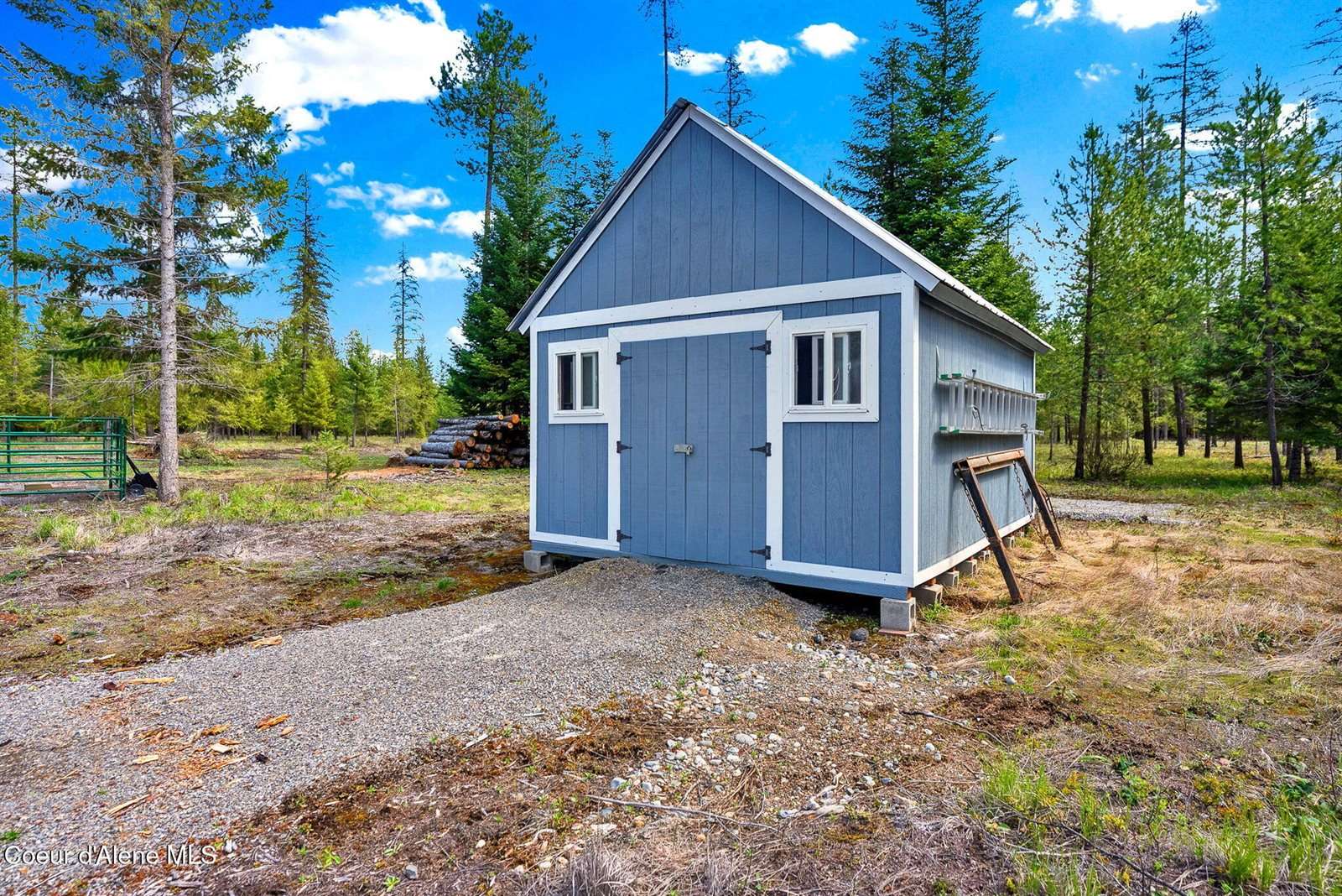 386 Ursa Ln, Priest River, ID 83856