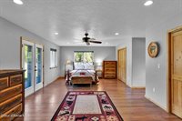 386 Ursa Ln, Priest River, ID 83856