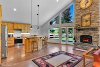 386 Ursa Ln, Priest River, ID 83856