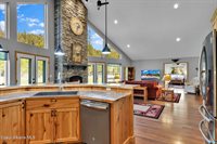 386 Ursa Ln, Priest River, ID 83856
