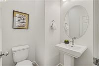 38 Fern Ln, Pittsburg, CA 94565