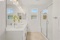 38 Fern Ln, Pittsburg, CA 94565
