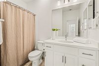 38 Fern Ln, Pittsburg, CA 94565