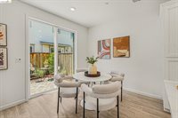 38 Fern Ln, Pittsburg, CA 94565
