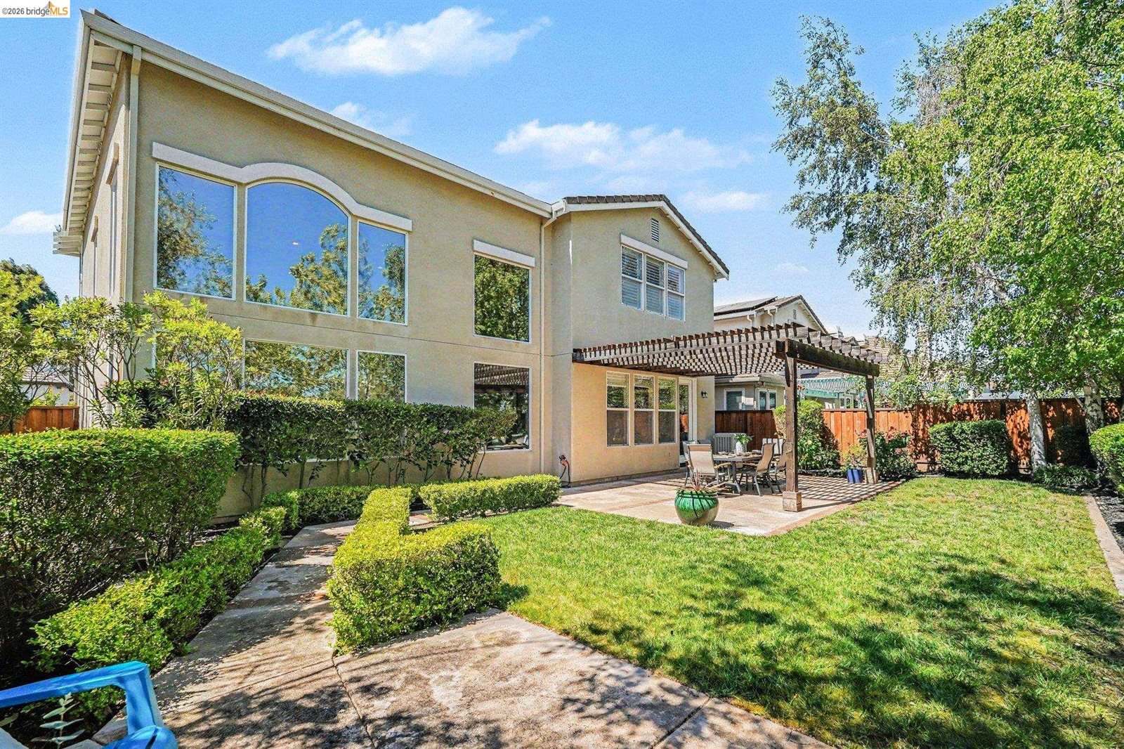 117 Lees Place, Martinez, CA 94553