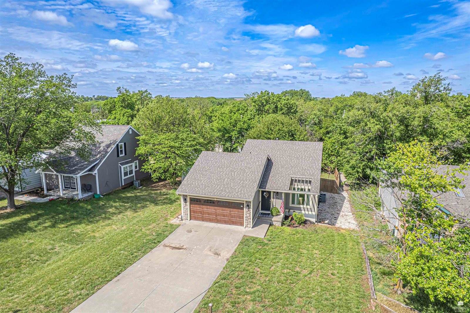 403 Hickory Street, Wakefield, KS 67487