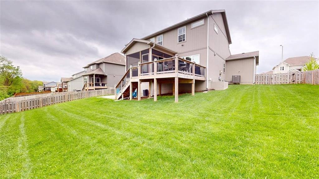 5612 NW 96th Street, Kansas City, MO 64154