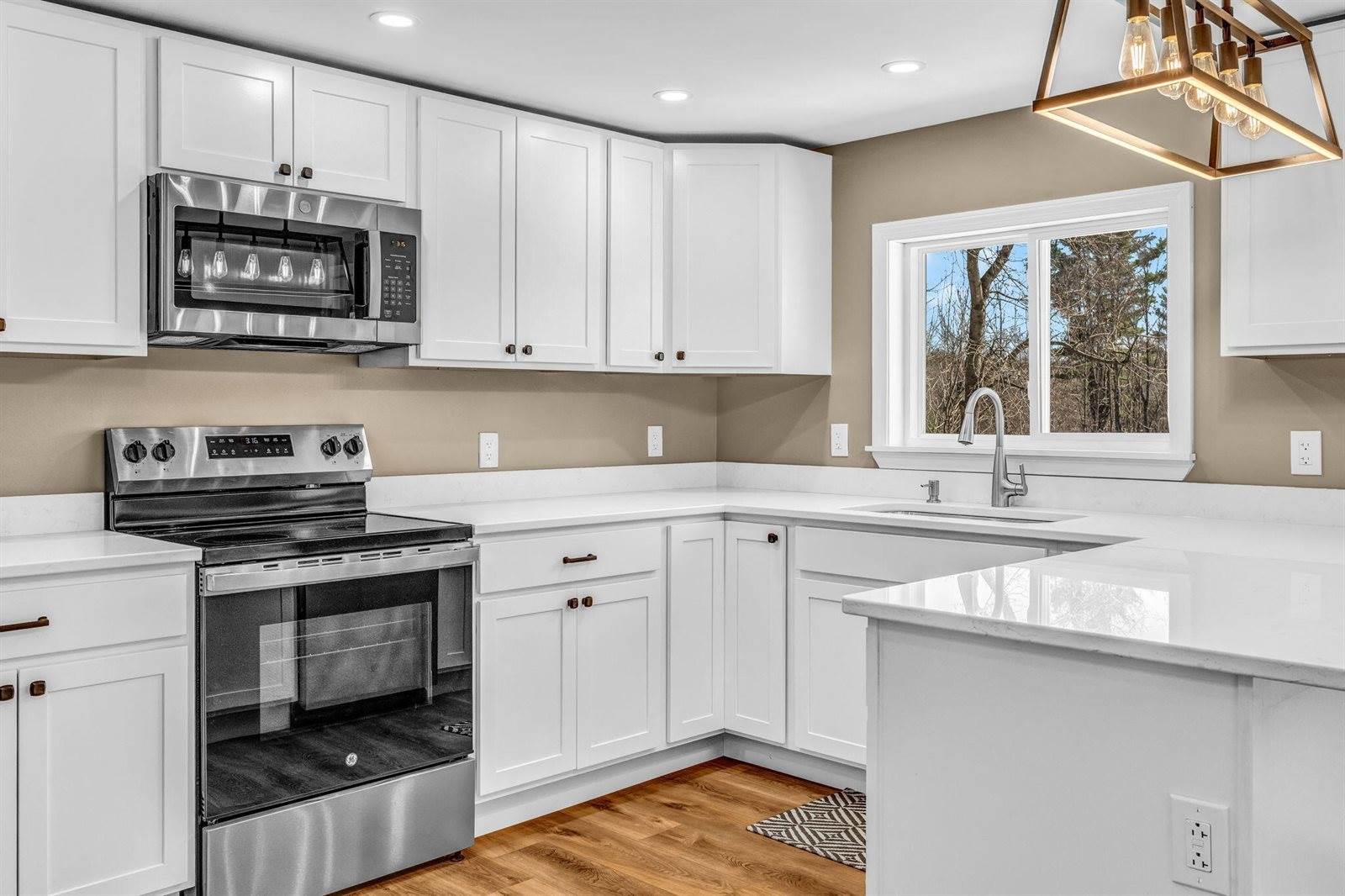 180 Lawrence Street, Dover-Foxcroft, ME 04426